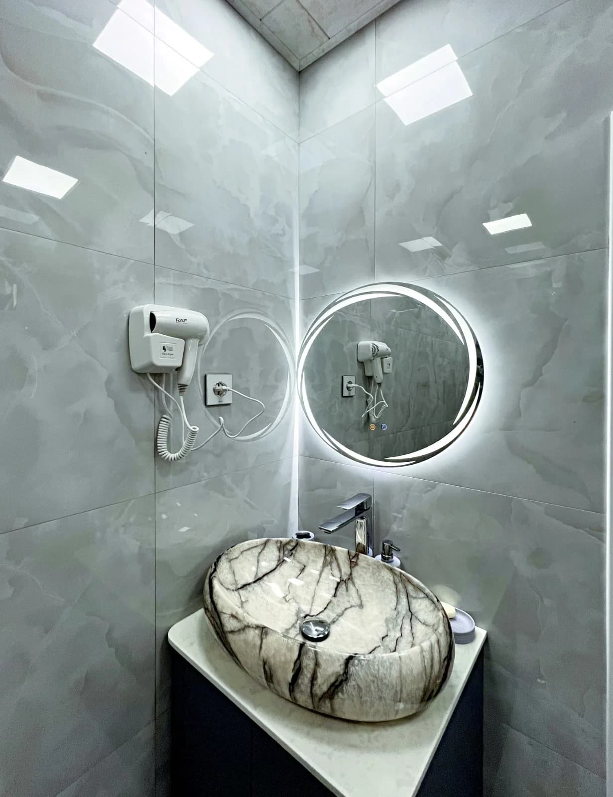 ONİKS Deluxe GABALA